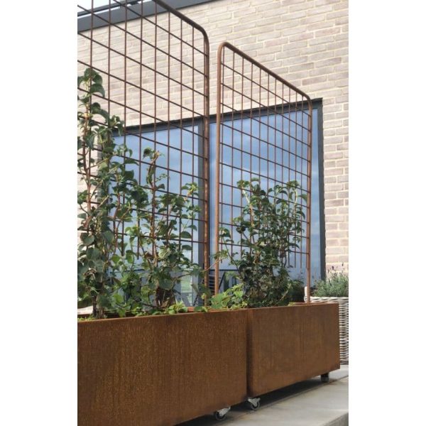 Plantekasse i corten m/ espalier - 120 x 40 x 40 cm-Fødder-Uden flamingo-Uden kapilærindsats